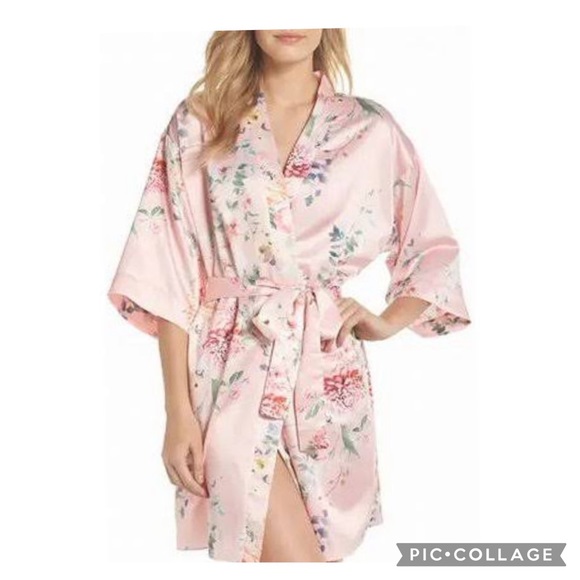 Flora Nikrooz Matte Charmeuse Pink Floral Kimono Robe Size M/L - Picture 13 of 14